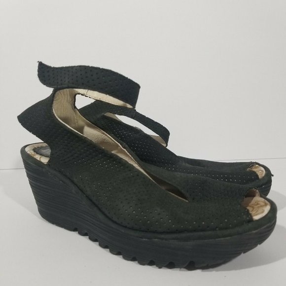 fly london wide width